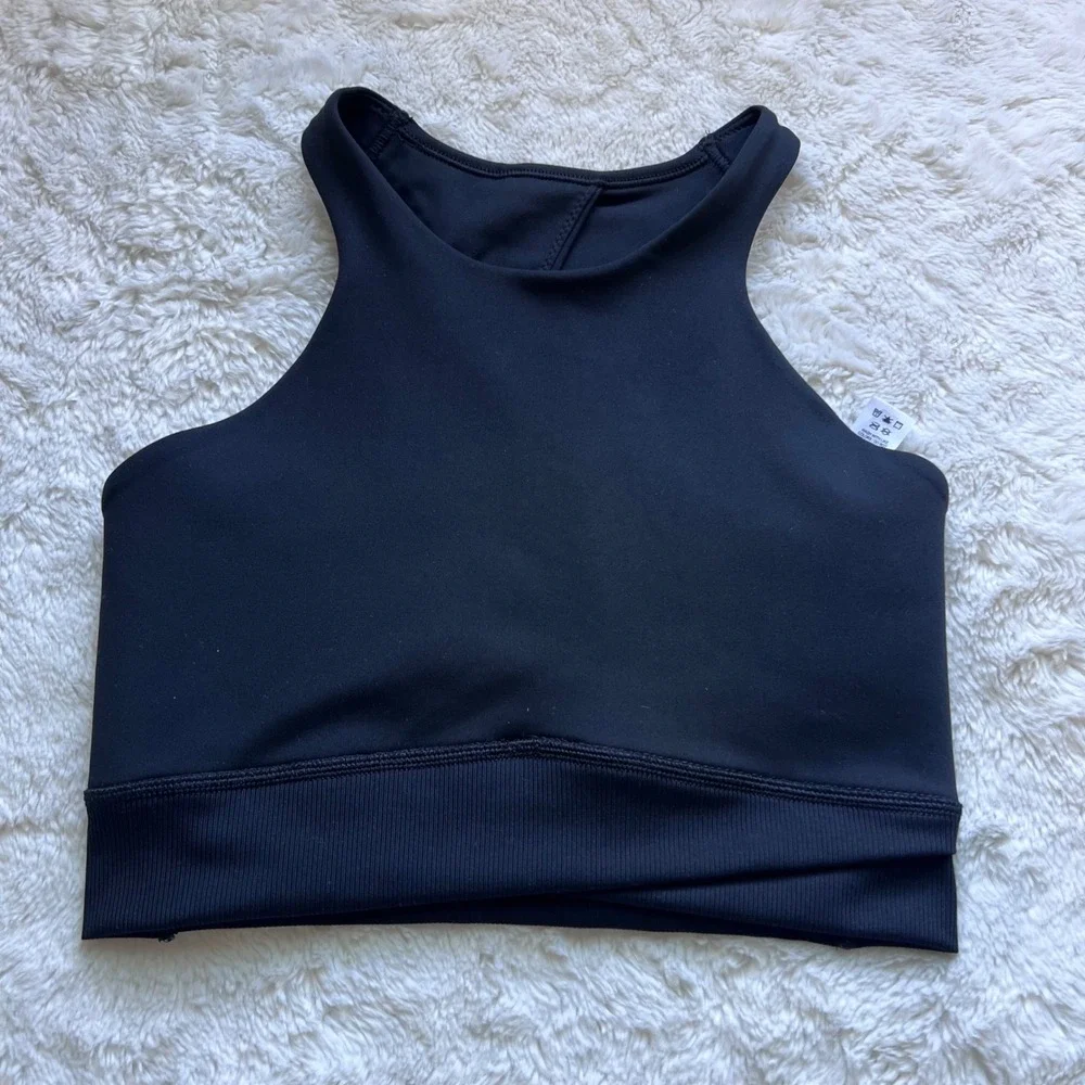Nike Women's High Neck Keyhole Back Sports Bra Black Ribbed Hem Size Small NWOT